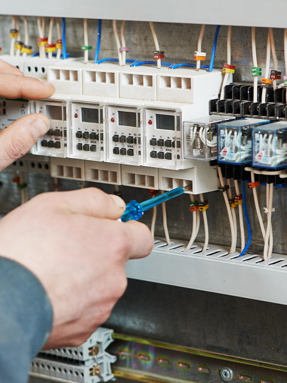 full-width-section-img-structured-cabling